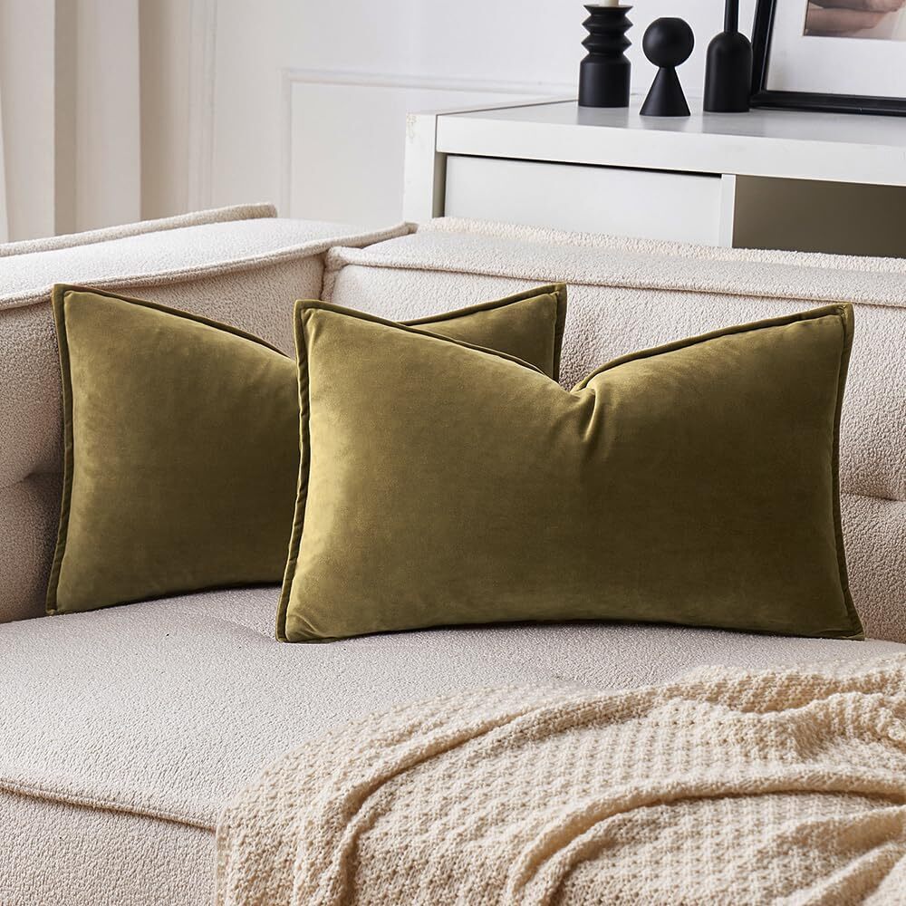 9660 Pack of 2 Olive Green Christmas Decorative Velvet Throw Pillow Covers